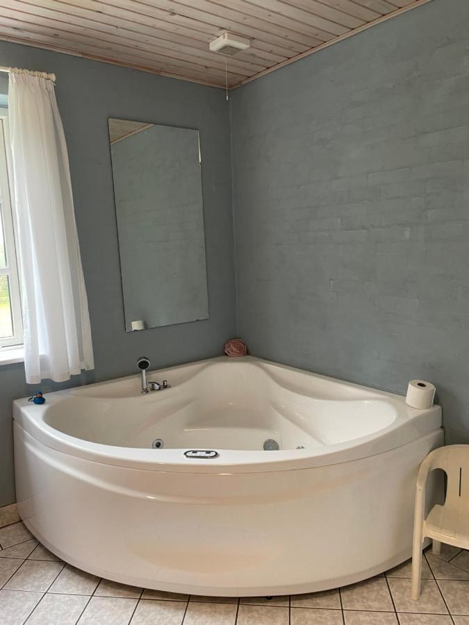 Pedersholt Bed & Breakfast Dybvad Esterno foto